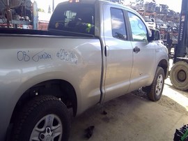 2008 TOYOTA TUNDRA, SILVER, SR5 MODEL, 5.7L, AT, 2WD,   Z25196